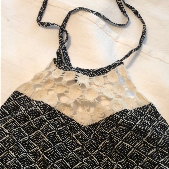 Romper - Picture 2 of 4